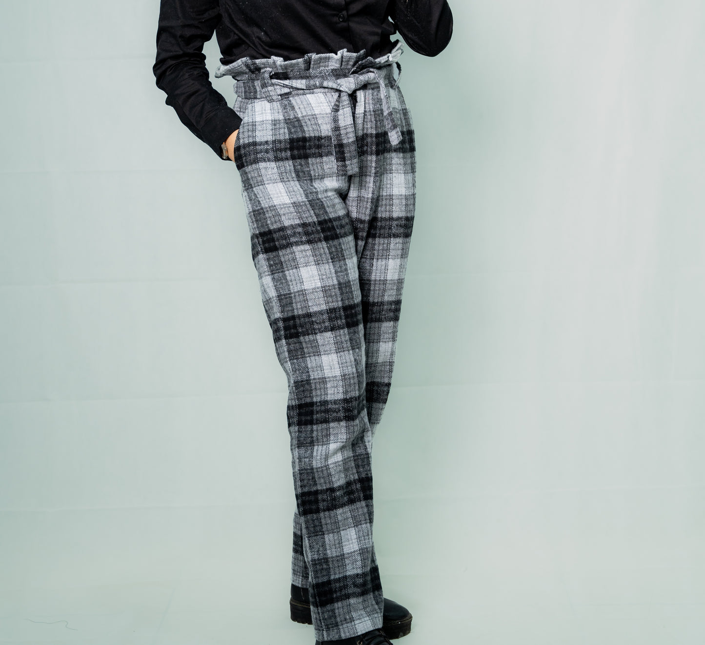 AURA High Waist Elastic Belted Checked Pants