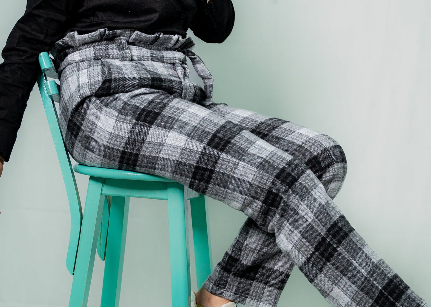 AURA High Waist Elastic Belted Checked Pants